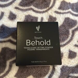 2 Younique setting powder